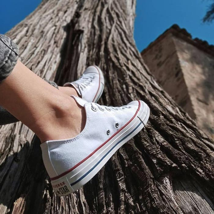 Classic white low outlet top converse